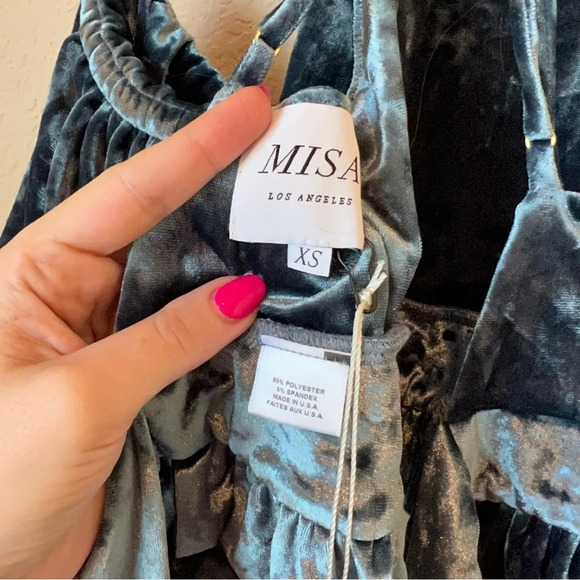 NWT Misa Los Angeles Velvet cold shoulder Vika Top - Picture 3 of 4